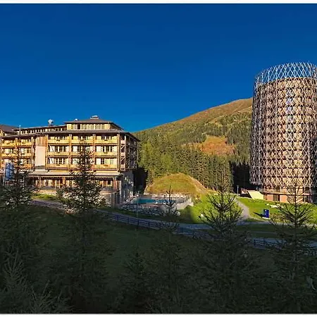 Falkensteiner Aktiv & Cristallo Superior 4*