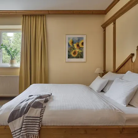 Falkensteiner Cristallo L 4 Star Superior מלון