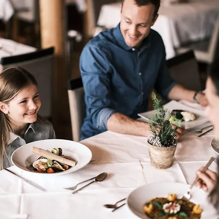 Falkensteiner Cristallo L 4 Star Superior